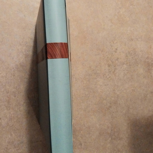 NWT Hallmark Family Reunion instant memory making book. - Picture 2 of 6